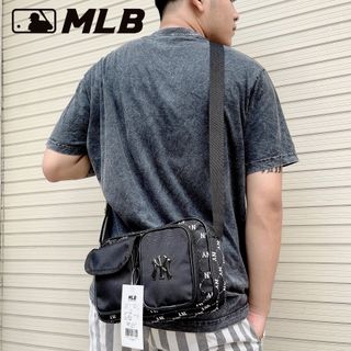 Túi xách nam, túi đeo chéo thời trang nam, chất liệu 100% polyester • Logo in nhiệt cực nét • Size | 19cm x 13cm x 4.5cm