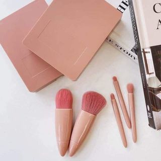 Bộ cọ trang điểm makeup cá nhân 5 món tiện dụng