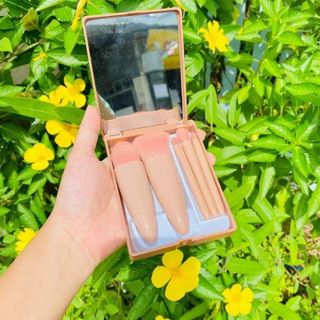 Bộ cọ trang điểm makeup cá nhân 5 món tiện dụng