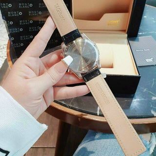 ĐỒNG HỒ TAGG HEUER TRUNG CẤP DA NAM