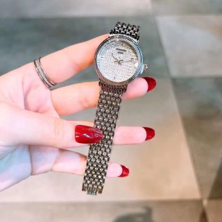 Đồng hồ pateckk đá mới