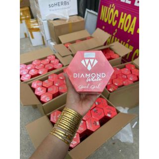 Kem dưỡng trắng da toàn thân Diamond Hana White