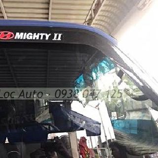 Vè che mưa xe tải HYUNDAI mighty N250 N250SL 75S 110XL HD65 HD72 hàng dày 2mm ( giá 1 cặp)