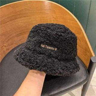 Mũ lông cừu (cái)