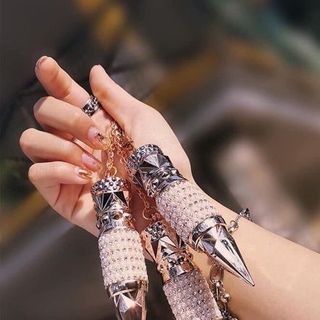 Son 3 màu AGAG siêu hót, 3 màu trên 1 thỏi son thay đổi phong cách mỗi ngày theo sở thích