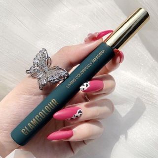 Mascara GlamColour chuốt mi cong và dày tự nhiên cao cấp