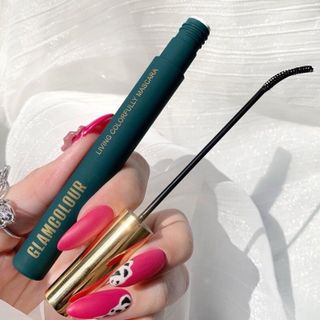 Mascara GlamColour chuốt mi cong và dày tự nhiên cao cấp
