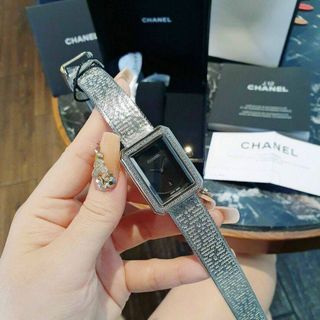 ĐỒNG HỒ CHANE BOYFRlEND MẶT ĐEN CAO CẤP