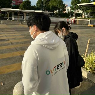 Áo khoác chất thun nỉ logo in outerity form dưới 70kg đẹp