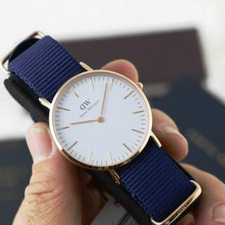 ĐỒNG HỒ DANIEL WELLlNGTON CLASSlC NATO CAO CẤP