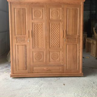 Tủ áo sồi
