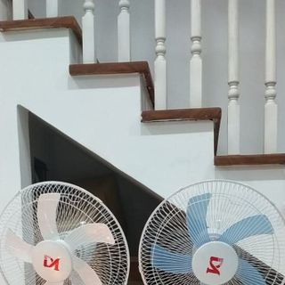 Quạt Đứng Tích Điện Năng Lượng Mặt Trời Jindian [JD188L] 25w - Bảo hành 12 Tháng