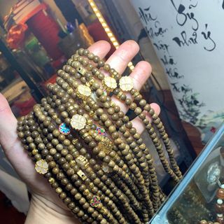 Sỉ vòng trầm hương mix nu thống