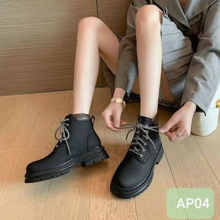 Giày Boots Nữ Da Mềm Buộc Dây Cổ Ngắn Đế Răng Cưa cách điệu AP04
