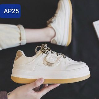 Giày thể thao nữ trắng chất da mềm phối dây và viền đế khác màu AP25