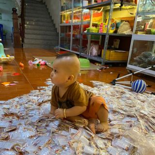 Sỉ lẻ vòng tay gỗ dâu cho bé