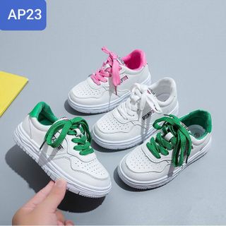 Giày thể thao trắng chất da mềm phối dây màu AP23