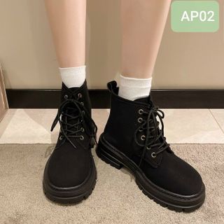 Giày Boots Nữ Da Mềm Buộc Dây Cổ Ngắn Đế Răng Cưa AP02