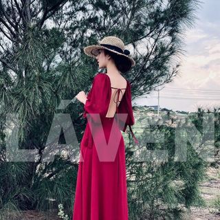 Đầm maxi dáng dài hở lưng tay dài sexy đi du lịch