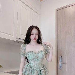 Đầm nữ dáng xòe cổ vuông bay bồng hai tầng sang chảnh