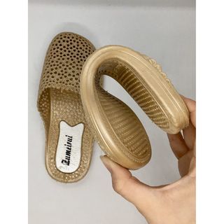 Dép Sục Nhựa Mẫu Mới Đi Mưa Bít Mũi