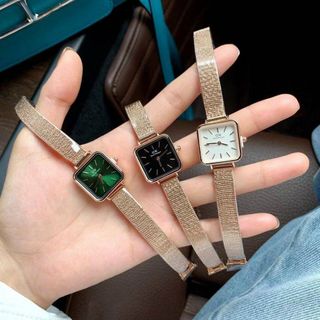 ĐỒNG HỒ D W LƯỚI VUÔNG NEW NỮ