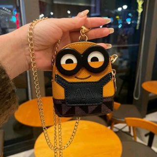 Túi đeo chéo Mini Da Pu hình Minion đựng đồ tiện lợi , siêu kute