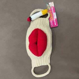 Khẩu trang môi hot trend