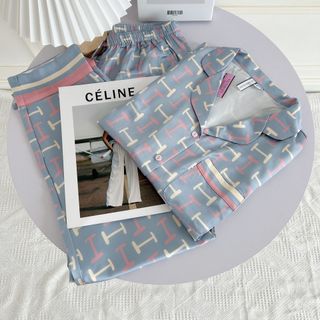 Pijama lụa Vic họa tiết chữ i