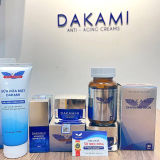 Sữa rửa mặt Dakami giá sỉ