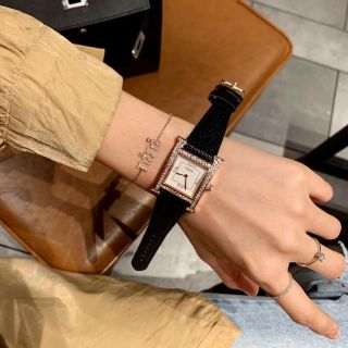 ĐỒNG HỒ HERRMES DA VUÔNG NEW