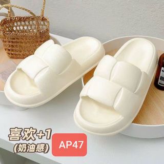Dép nữ quai ngang bánh mì ô vuông AP47
