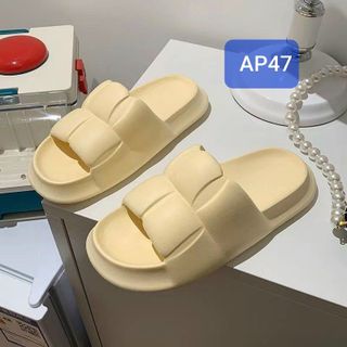 Dép nữ quai ngang bánh mì ô vuông AP47