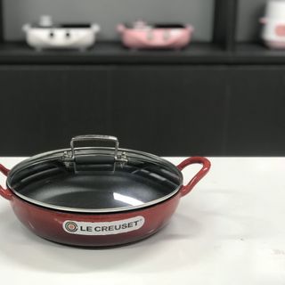 Chảo nhập khẩu