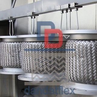 Khớp nối chống rung inox (Flexible metal hose) dùng trong các ngành công nghiệp