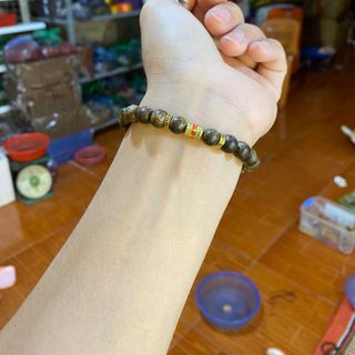 Vòng trầm hương mix cỏ 4lá