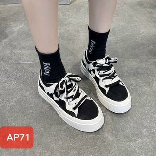 Giày thể thao nữ màu đen phối trắng họa tiết trái tim đẹp AP71