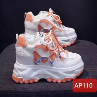 Giày thể thao nữ độn đế tăng chiều cao màu trắng dễ phối đồ AP110