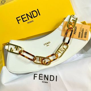 Túi xách FENDIi THUYỀN sz27 (NEW) Fullbox, hàng super , Có logo, mã cod