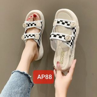 Sandal nữ đế bánh mì quai ngang dán họa tiết sọc caro AP88