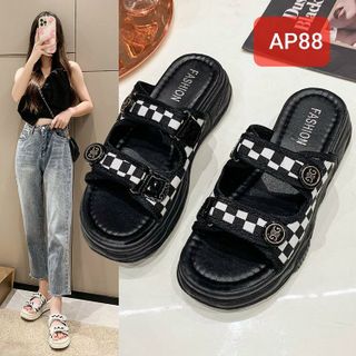 Sandal nữ đế bánh mì quai ngang dán họa tiết sọc caro AP88