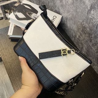 Túi xách CHAN.EL HOBO TRẦN SỌC
