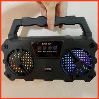Loa Bluetooth Hát Karaoke SKD -106 Tặng Kèm Mic Nghe Nhạc Cực Đã Âm Bass Cực Mạnh Loa Bluetooth Mini Bảo Hành 1 Năm