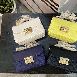 Túi xách CNK trần ô crossbody