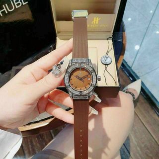 ĐỒNG HỒ HUBLOT HAl VIỀN ĐÁ CẶP