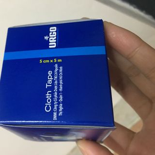 Băng dính Vải lụa y tế 5x5 cm Urgo