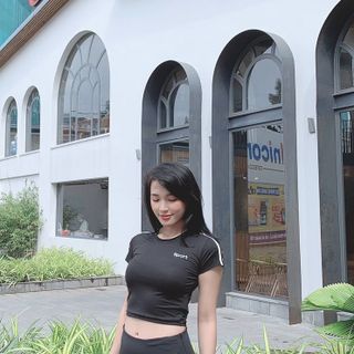 Áo thun Croptop nữ, áo thun cổ tròn thể thao nữ, chất vải lỗ kim thoáng mát size từ 55kg - 85kg