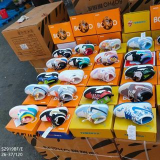 Giày thể thao trẻ em chất da mềm S2893