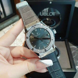 ĐỒNG HỒ HUBLOT COUPLE CLASSlC FUSION SIÊU CẤP