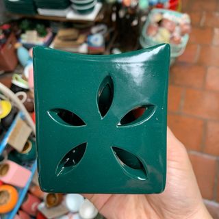 Đèn xông tinh dầu đốt nến